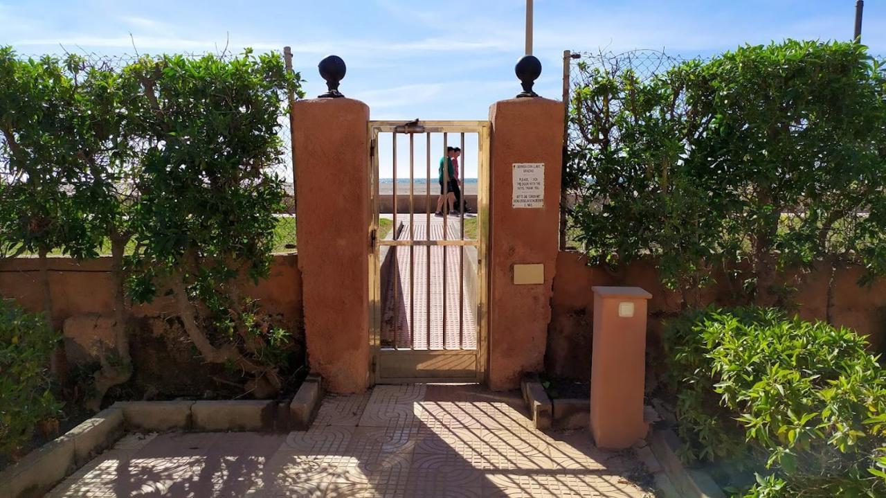 Coqueto Apartamento Con Terraza En La Playa Roquetas de Mar Exterior photo